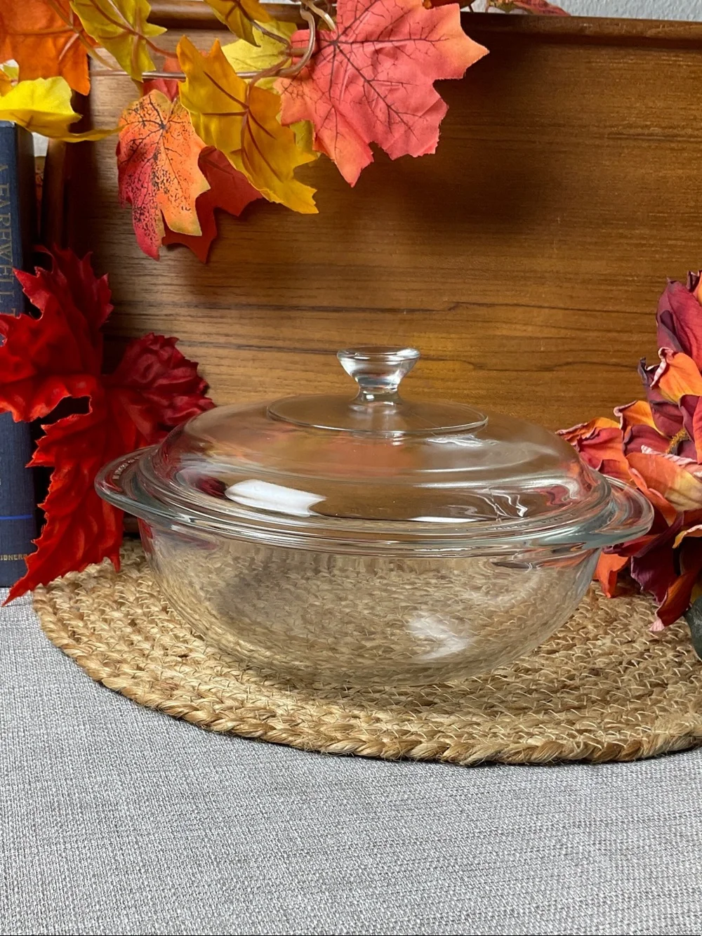 Vintage Pyrex Clear Glass 1.5 Qt Round Casserole Dish with matching Lid